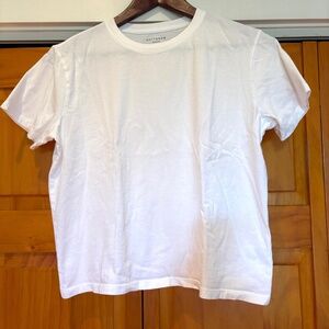 Mott & Bow White Short Sleeve T-Shirt in Size Medium 100% Cotton
